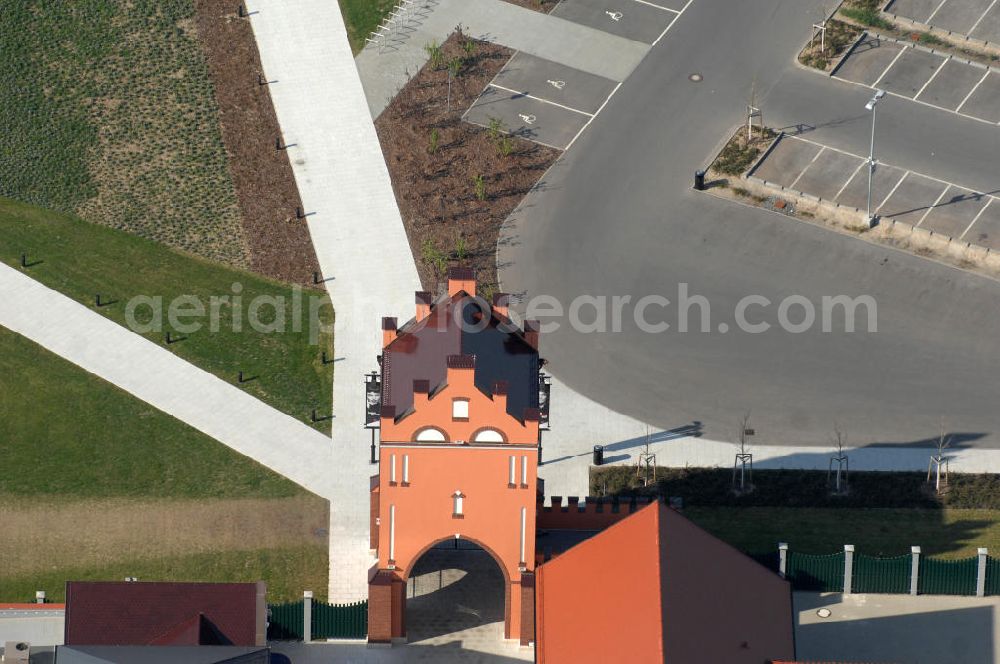 Aerial image Wustermark OT Elstal - Blick auf das Designer Outlet Berlin. Das im Stil eines Dorf errichtete Outlet, ist ein Projekt der Einwicklungs- und Betreibergesellschaft McArthurGlen gemeinsam mit Henderson Global Investors. View of the Berlin Designer Outlet in Elstal.