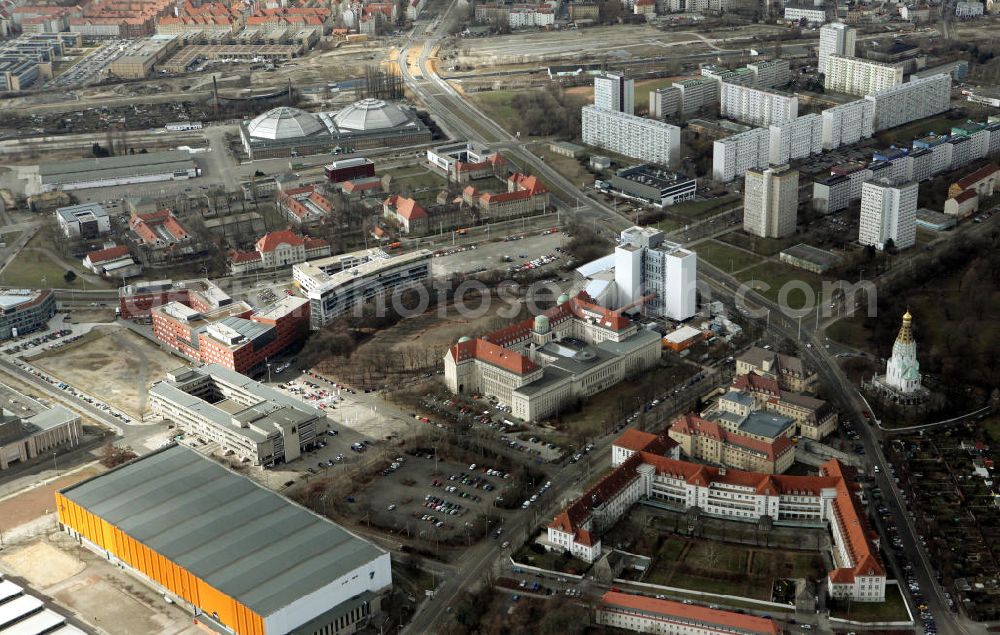 Leipzig from the bird's eye view: Blick auf das Deutsche Buch- und Schriftmuseum und am Deutschen Platz und das Max-Planck-Institut für evolutionäre Anthropologie an der Zwickauer Straße gegenüber dem Alten Messegelände. View of the German Book and Writing Museum and the German space and the Max Planck Institute for Evolutionary Anthropology at the Zwickau road opposite the Old Exhibition Grounds.