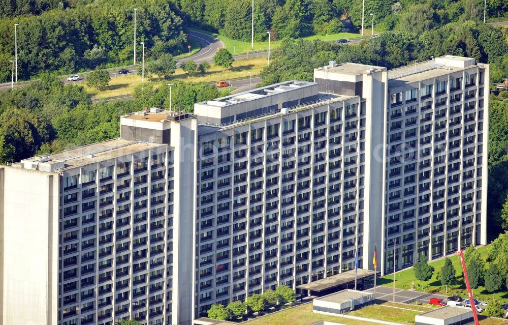 Aerial photograph Frankfurt am Main - View of the Deutsche Bundesbank in Frankfurt am Main in Hesse. The Deutsche Bundesbank is the central bank of the Federal Republic of Germany with headquarters in Frankfurt am Main and part of the European System of Central Banks