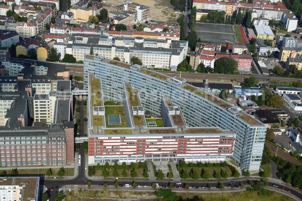 Aerial photograph Berlin OT Rummelsburg - View of the office building of the German annuity insurance in the district of Rummelsburg in Berlin