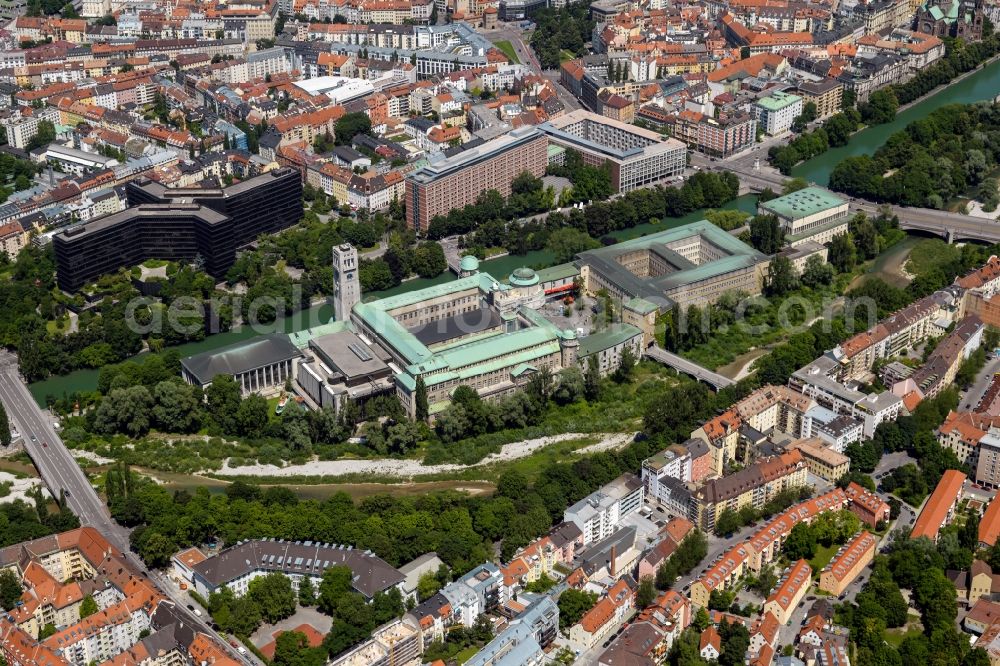 München from the bird's eye view: The German Museum on Museum Island in Munich in Bavaria