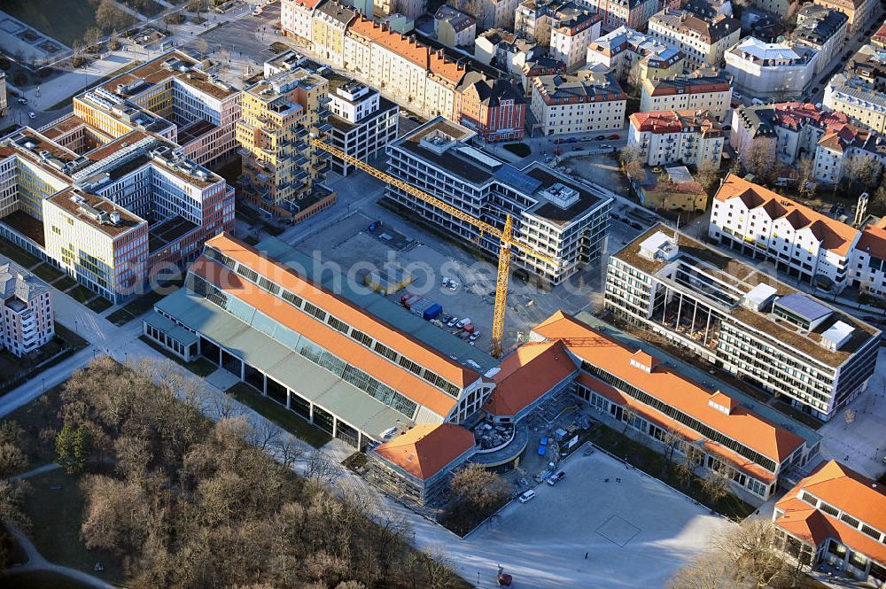 Aerial image München - View of the restoration work on the Deutsches Museum Verkehrszentrum on Theresienhöhe