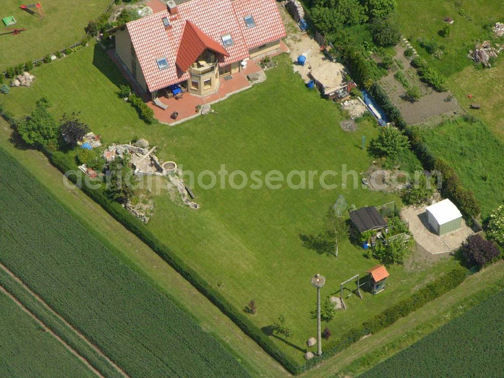 Aerial photograph Dewitz / Lindethal - Dewitz/Lindethal - Mecklenburg-Vorpommern verschiedene Einfamilienhäuser