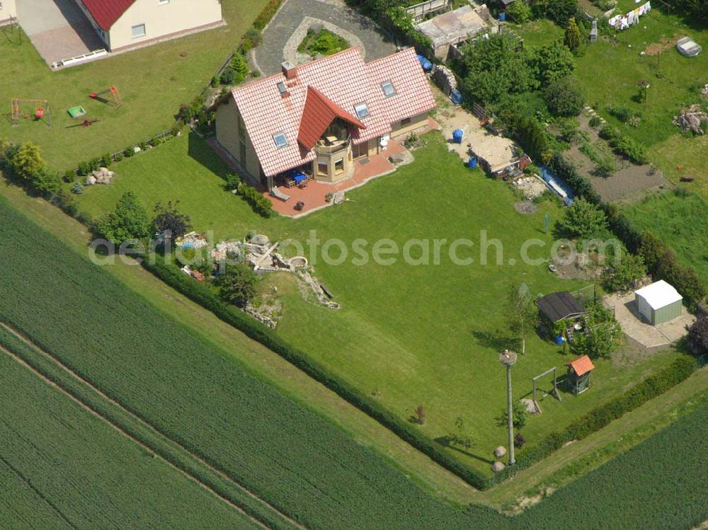 Aerial photograph Dewitz / Lindethal - Dewitz/Lindethal - Mecklenburg-Vorpommern verschiedene Einfamilienhäuser