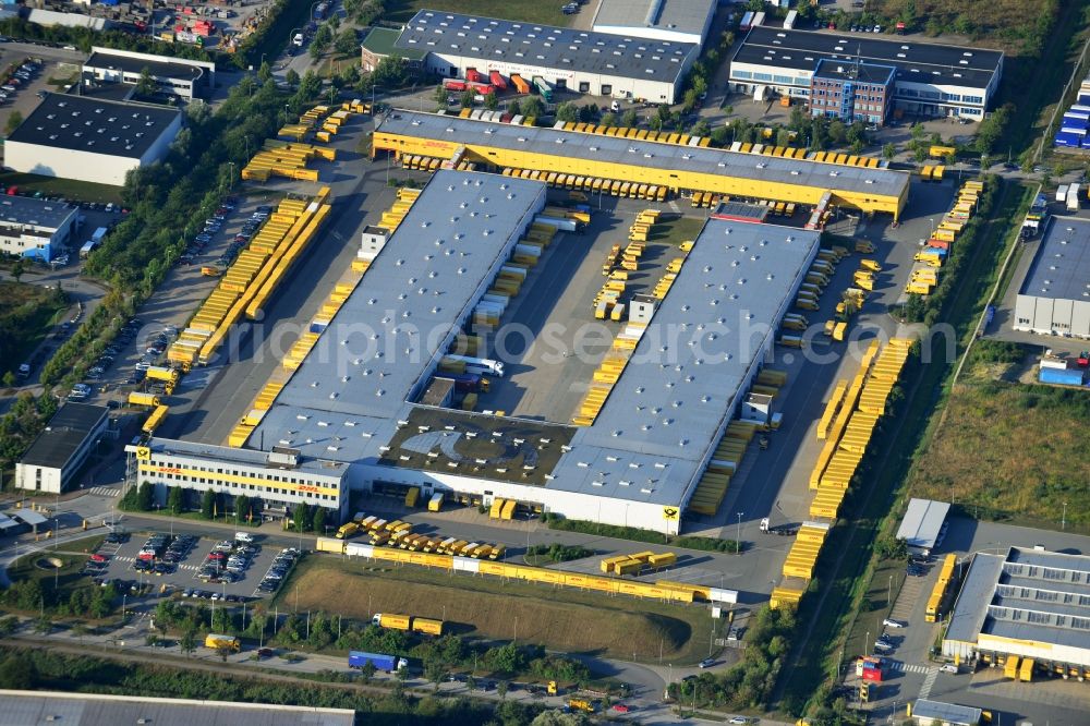 Aerial photograph Hamburg OT Allermöhe - View of the DHL charge centre in the district of Allermoehe in Hamburg