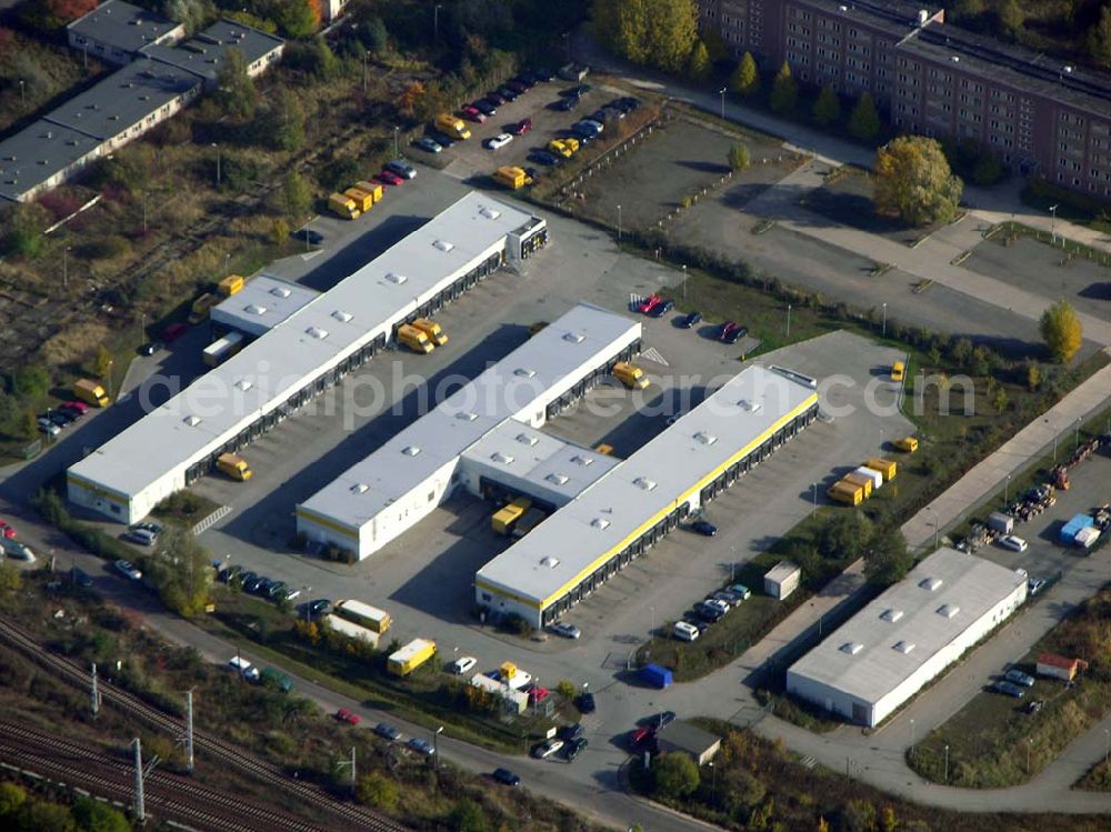 Aerial image Berlin- Biesdorf - 20.10.2004 Blick auf das DHL Logistikzentrum an der B1 in Biesdorf/ Marzahn.