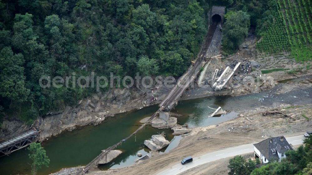 Aerial image Mayschoß - The bridges destroyed by the flood disaster this year in the state Rhineland-Palatinate, Germany