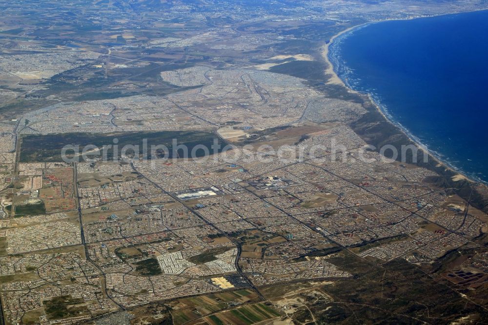 Kapstadt from the bird's eye view: The two townships Mitchell's Plain und Khayelitsha in the Cape Flats at the False Bay in the city of Cape Town in Western Cape, South Africa