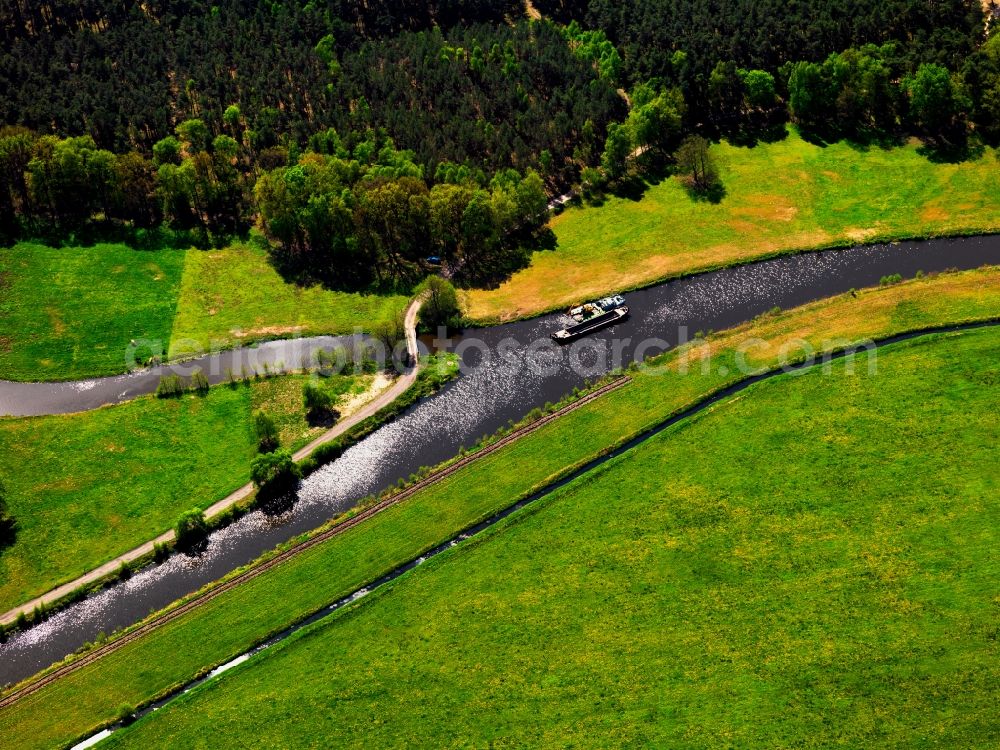 Aerial image Grabow - The river Elde near Grabow in the district of Ludwigslust-Parchim in the state of Mecklenburg-Vorpommern. View of the Hechtsforthschleuse water gate of the water street between Münitz and Elde. The channel connects the river with the state's lake district