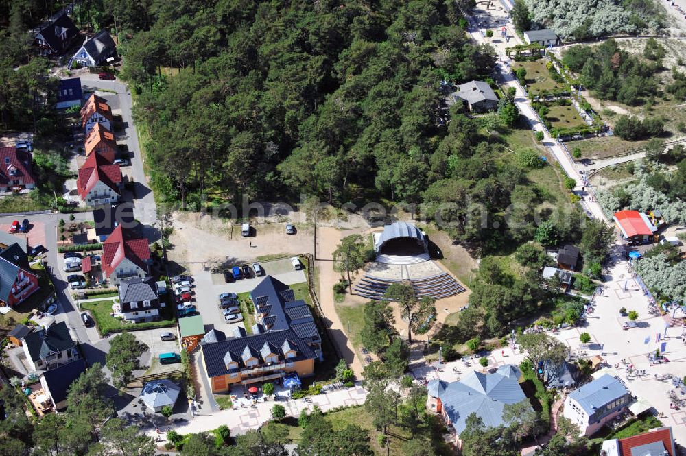 Aerial image Trassenheide - View at the stage Kurmuschel in the colony of the sea resort Trassenheide. Beside is the Haus zur Düne with its apartments that are partially hired for holiday