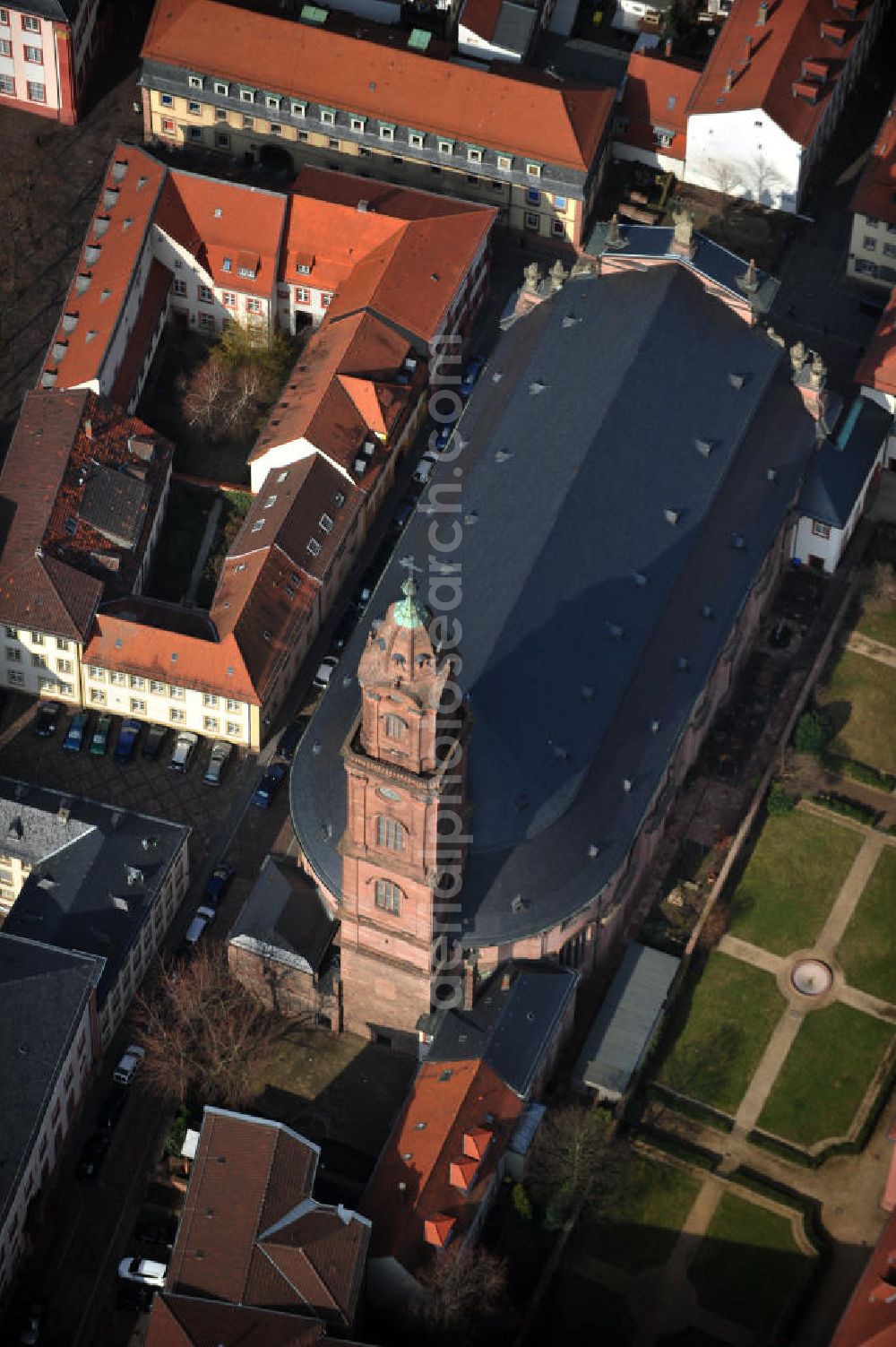 Aerial photograph Heidelberg - View of the Heiliggeist Church in Old Heidelberg. The Gothic church was built of red sandstone and has a Baroque roof with a cupola. Since 1936, the church belongs to the Evangelical Church in Baden