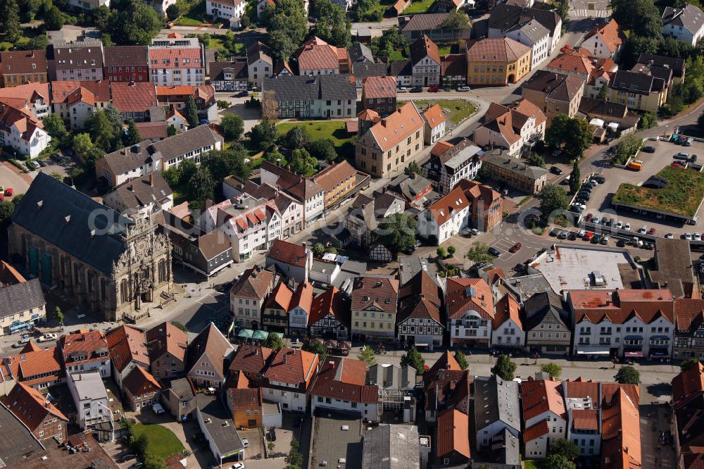 BÜCKEBURG from the bird's eye view: View at the inner city and the city church in Bückeburg, which was built up between 1611 and 1615 by Giovanni Maria Nosseni as the first major church building in the early Protestantism