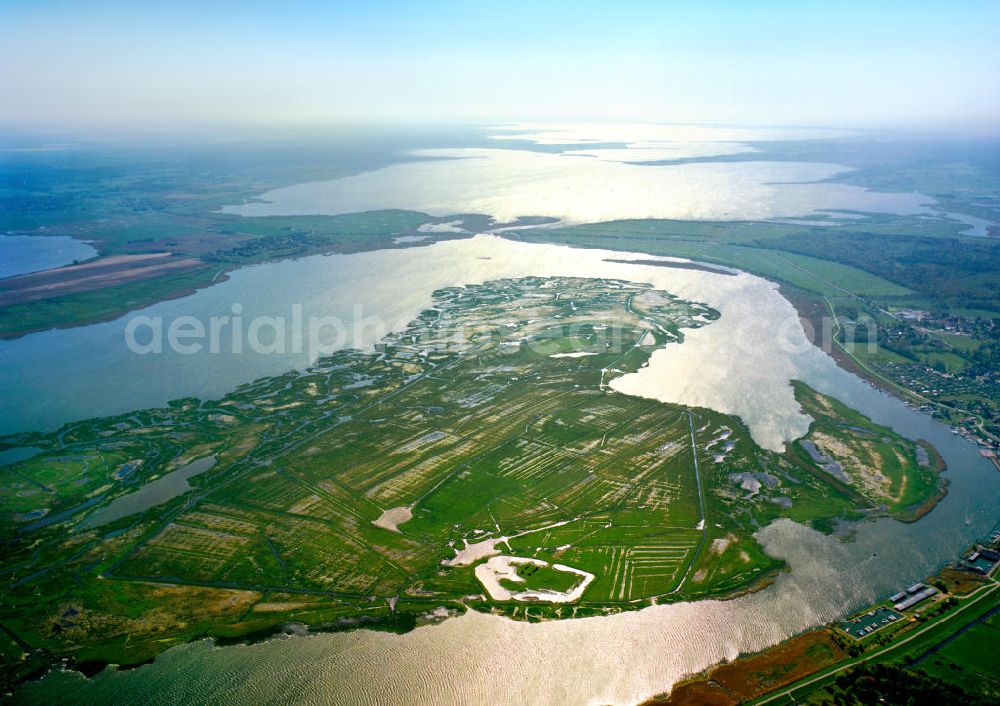 Zingst from the bird's eye view: View of the Kirr island in the South of Zingst at the german Baltic Sea. It is part of the National Park Vorpommersche Boddenlandschaft