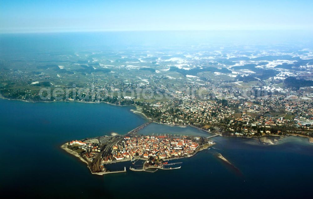 Aerial photograph Lindau - Lindau island os located at the Boden Lake at the border of Germany, Austria and Switzerland