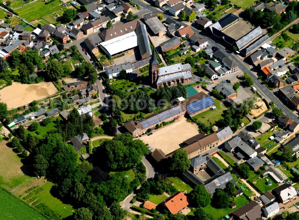 Aerial image Kelz - In the village center stands the Catholic Church of St. Michael with its 50 meter high tower. Kelz is located on the former Coronation Street, which ran from Frankfurt to Aachen