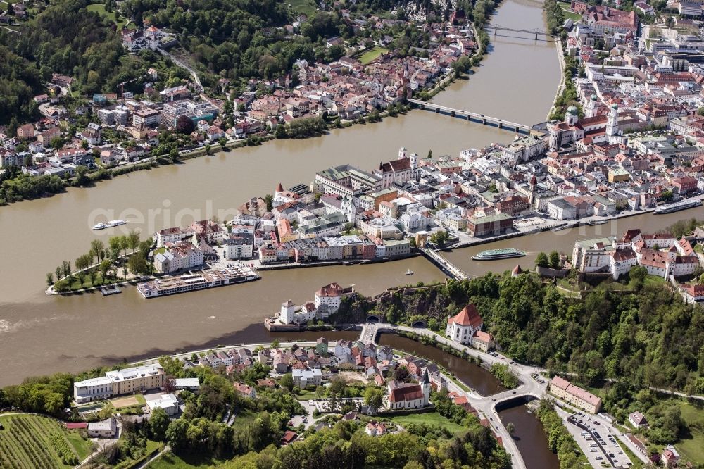 Aerial photograph Passau - The university town of Passau in the state of Bavaria. Because of the junction of the rivers Ilz, Inn and Danube, Passau is also called Three Rivers Town