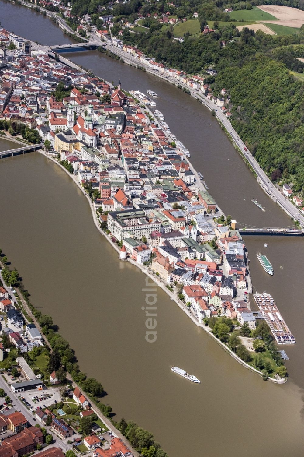 Passau from the bird's eye view: The university town of Passau in the state of Bavaria. Because of the junction of the rivers Ilz, Inn and Danube, Passau is also called Three Rivers Town