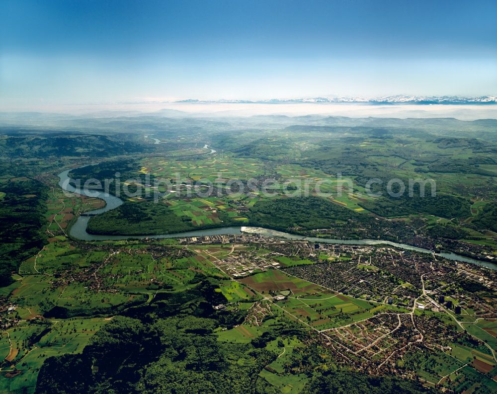 Rheinfelden (Baden) from the bird's eye view: The landscape around the Rhine in Rheinfelden (Baden) in the state of Baden-Wuerttemberg. The river forms the border between Germany and Switzerland. Rheinfelden in Germany lies North of the river opposite the town of the same name in Switzerland, which is located South of it. View from the West