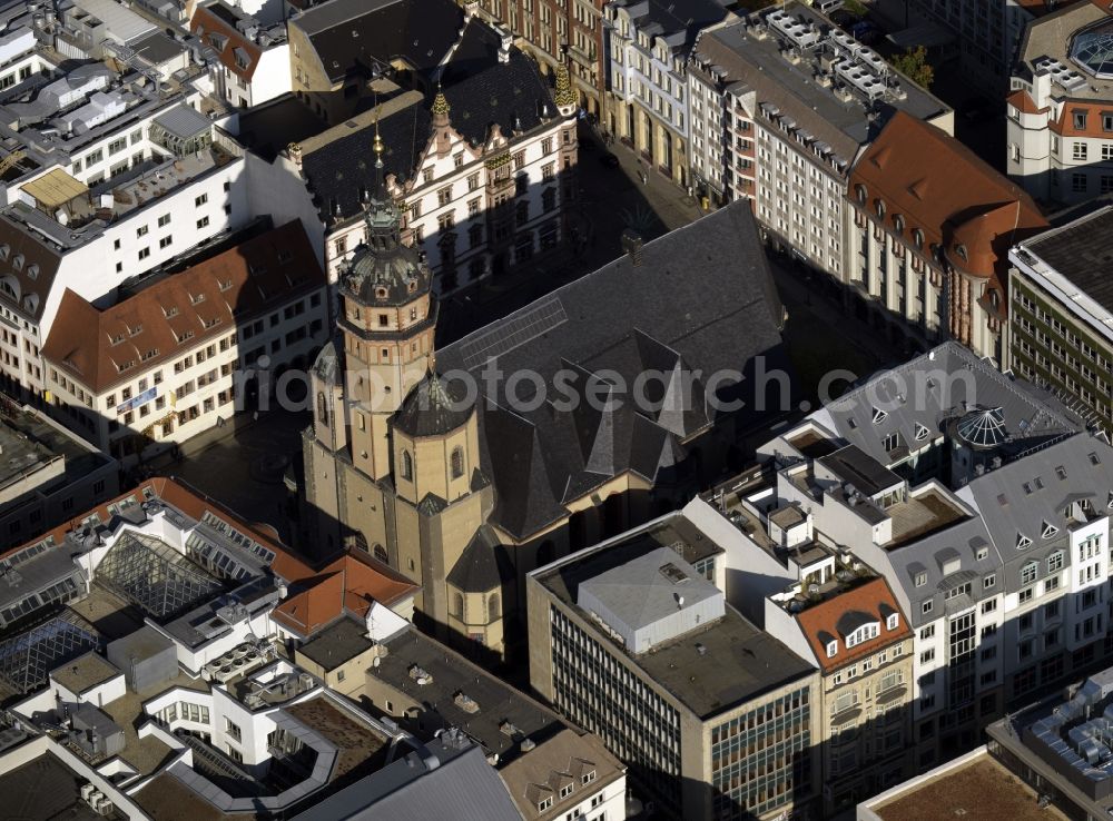 Aerial photograph Leipzig - The Church of St. Nicholas Church in Leipzig is the largest and next to the St. Thomas Church, the most famous church in the city. Named after the Saint Nicholas is the main religious building of the Lutheran Church. Church in Leipzig. The redesign of the interior and equipment as a significant creation of St. Nicholas Church of classicism dar