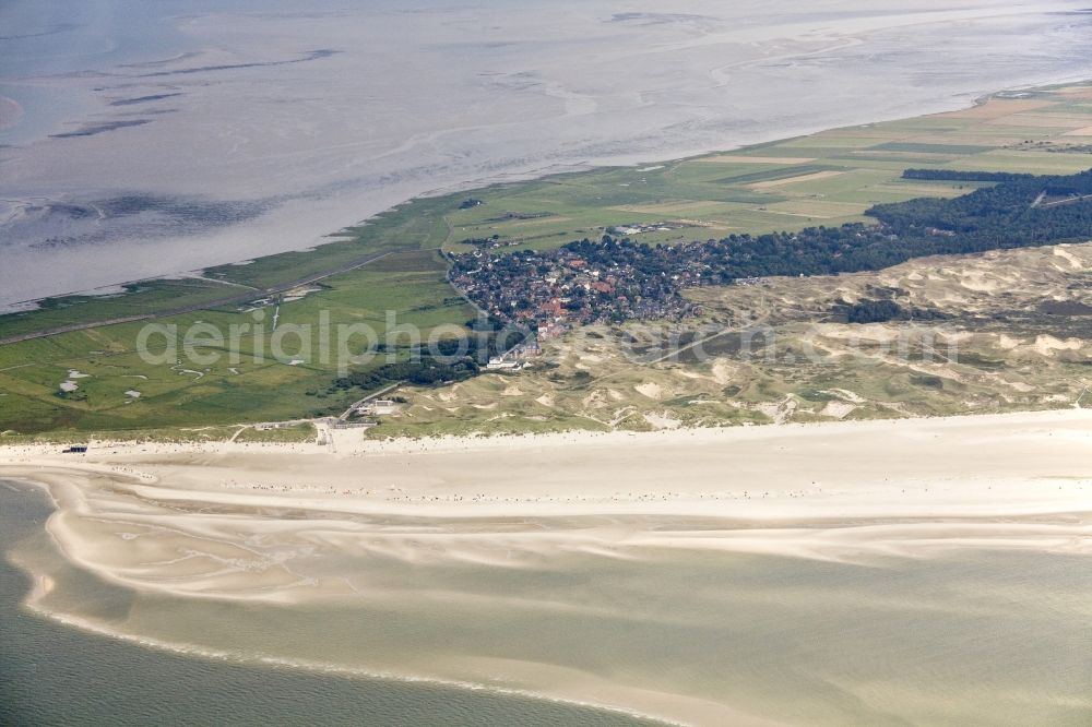 Aerial image Amrum - Amrum is beside the North Frisian island of Sylt and Fohr to the three core Geest islands. On the ridge of which have extensive forests and heathlands that form essentially a strip in the north-south direction. West of this strip is located along the entire length of the island's dunes. Because of extensive protected areas are the only Amrumer dunes of the west coast that are of gulls and ducks used to breed