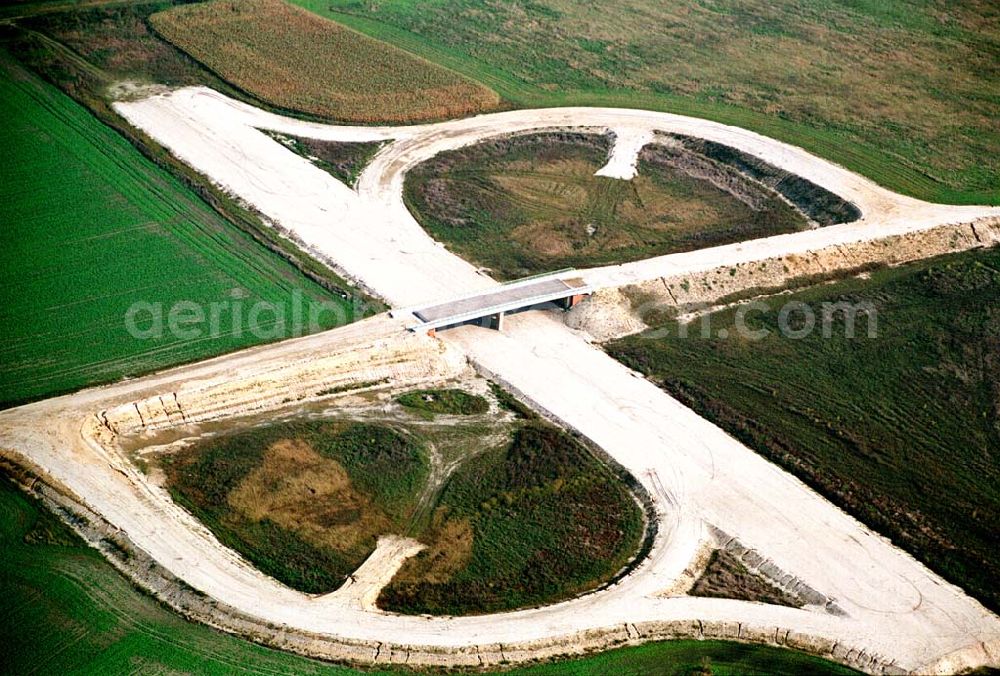 Trebbin / Brandenburg from above - Mit den Bauarbeiten an der Umfahrung soll nun im April 2004 begonnen werden. Der Termin für die Fertigstellung dieses Abschnitts ist auf Mitte 2006 verschoben. Markt 1 - 3, 14959 Trebbin, Telefon: +49 33731 / 8420,Telefax: +49 33731 / 230911, Achim Walder: