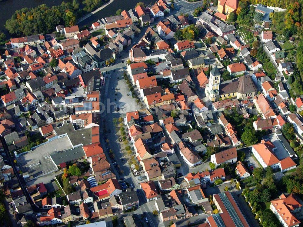 Aerial image Burglengenfeld / Bayern - Blick auf das Stadtzentrum von Burglengenfeld.Mit im Bild die Stadtpfarrkirche St. Vitus. Stadt Burglengenfeld: Marktplatz 2-6, 93133 Burglengenfeld; Tel. (09471) 7018-0, Fax. (09471) 701845;