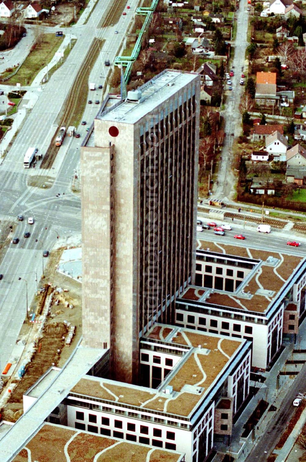 Berlin from the bird's eye view: 12.02.1995 die Pyramide Marzahn Rhinstraße