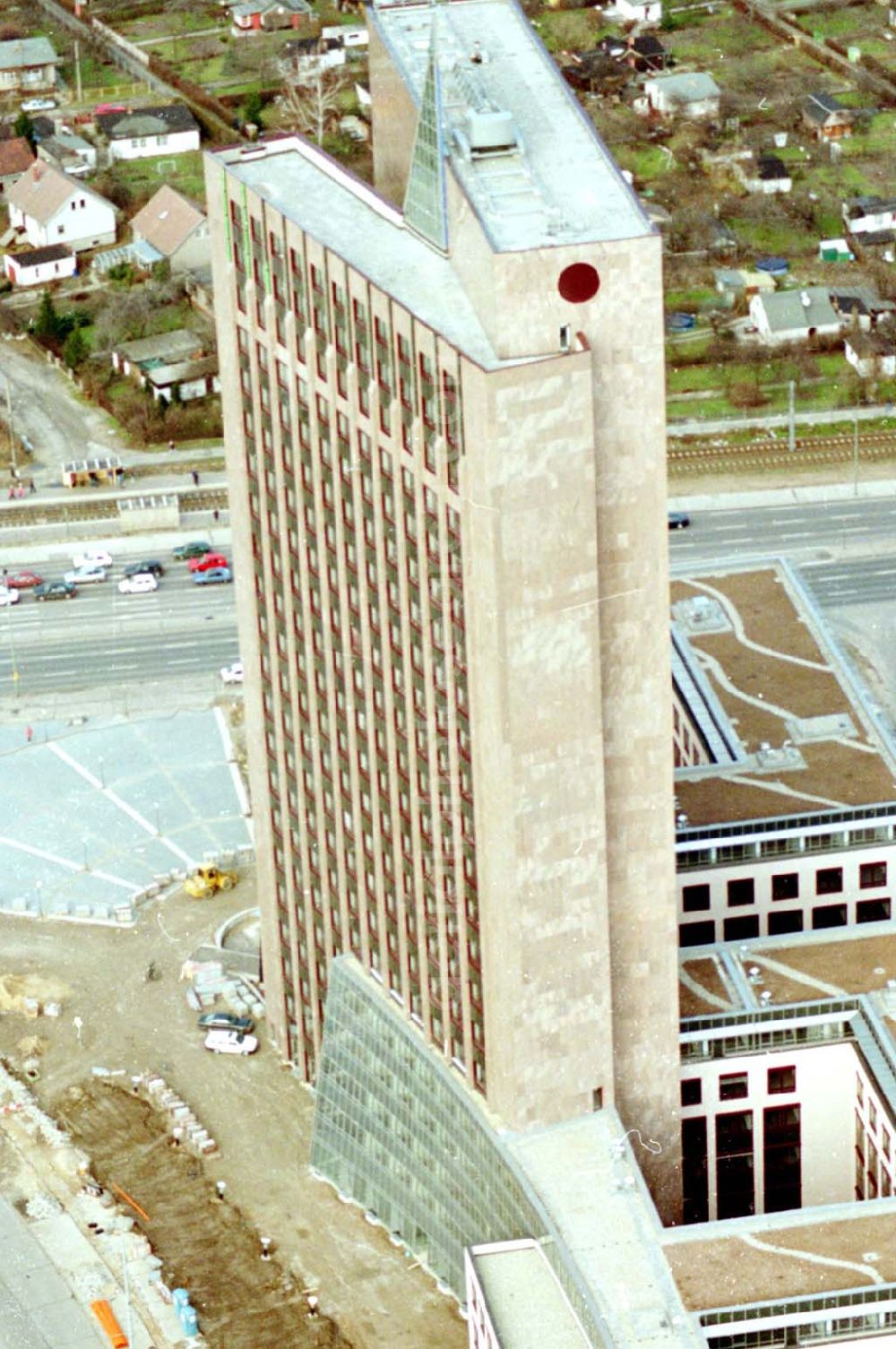 Aerial image Berlin - 12.02.1995 die Pyramide Marzahn Rhinstraße