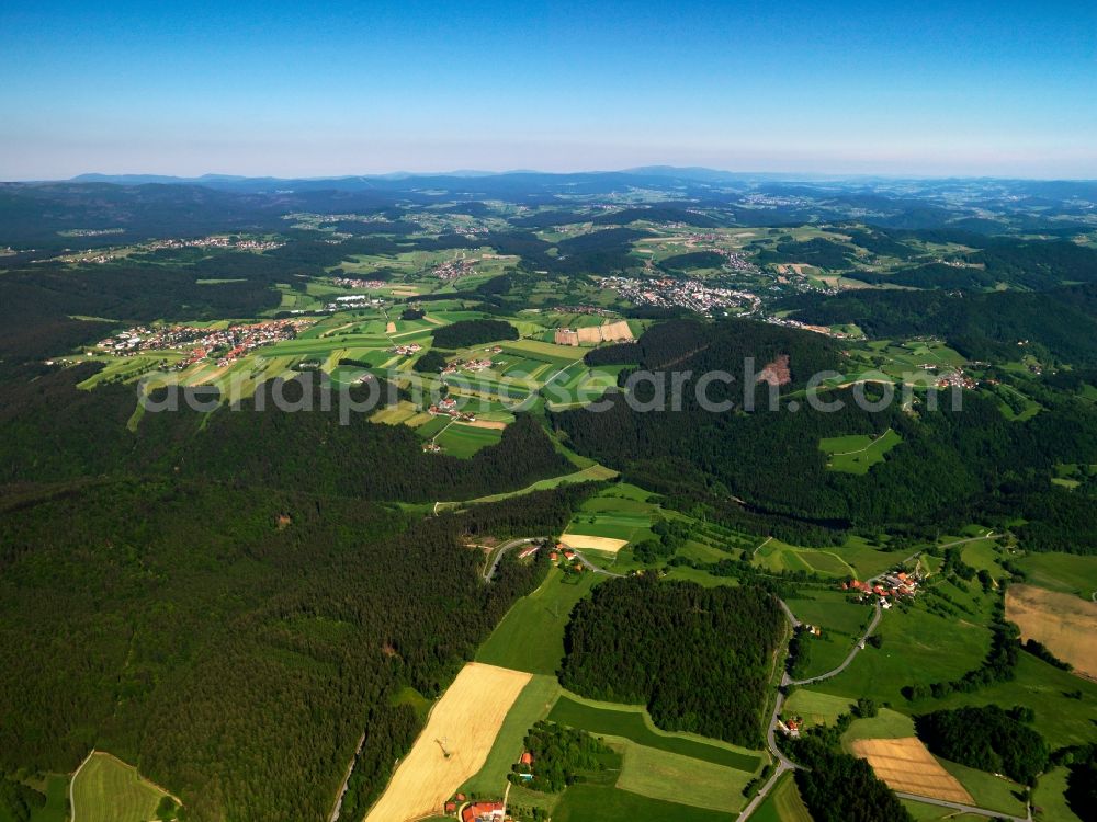 Aerial image Spiegelau - The region Danube-Forest near Spiegelau in the Bavarian Forest in the state of Bavaria. Visible in the overview are the recreational site of Spiegelau as well as the National Park of Bavarian Forest. Woods, hills and fields characterise the landscape, just like small villages and extensions of the city of Spiegelau