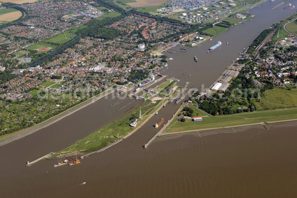 Brunsbüttel from above - The watergate of the North-East Sea Channel in Brunsbuettel at the mouth of the river Elbe in the state of Schleswig-Holstein