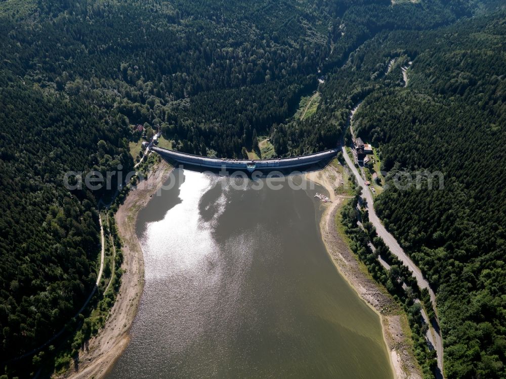 Forbach from the bird's eye view: The dam of Schwarzenbachtal in the Black Forest in the state of Baden-Württemberg. The dam is the most important building of the pump accumulator power plant Rudolf-Fettweis-Werk. The barrier lake collects water of the main area of the northern Black Forest. It is a beloved recreational site within the nature park of Black Forest Middle/North