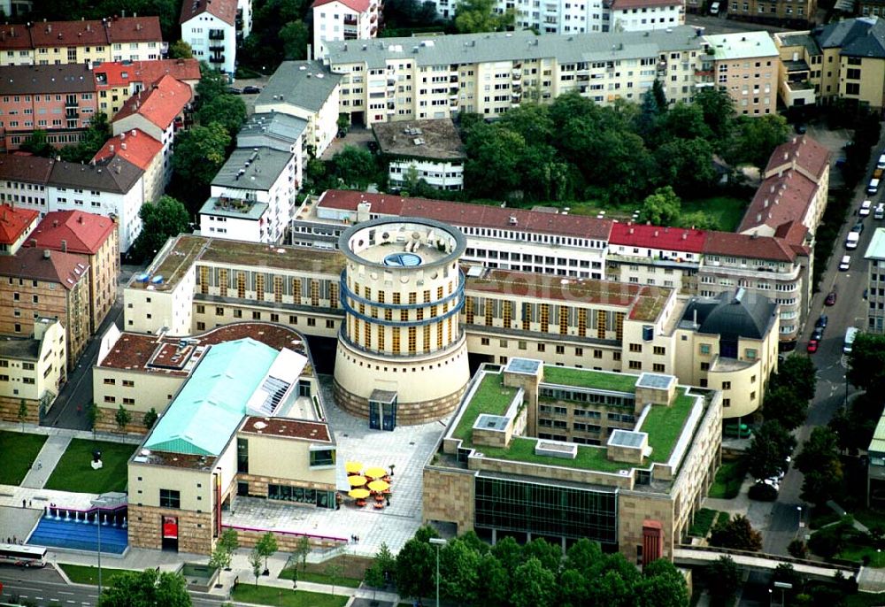 Stuttgart / Baden - Würtemberg Stuttgart / Baden - Würtemberg from the bird's eye view: Die Staatsgalerie Stuttgart besteht aus drei Gebäuden, die für unterschiedliche Definitonen der Funktion von Museumsarchitektur stehen. Staatsgalerie Stuttgart, Konrad-Adenauer-Str. 30 - 32, 70173 Stuttgart,