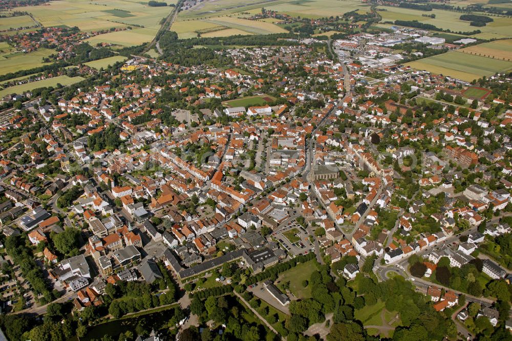 BÜCKEBURG from the bird's eye view: Bückeburg is a town in Lower saxony in the Schaumburg county. It is located near the Harl ridge