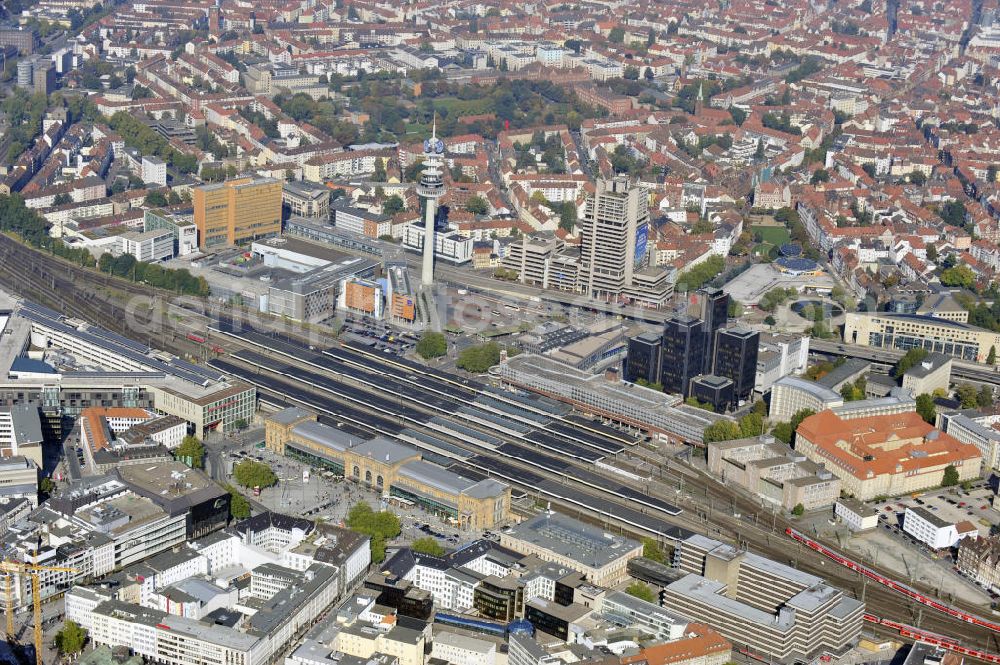 Hannover from the bird's eye view: Blick auf die Stadt Hannover mit dem Hauptbahnhof, dem VW-Tower und dem Zentralomnibusbahnhof. View to the city of Hannover with the main station, the VW-Tower and the central bus station.