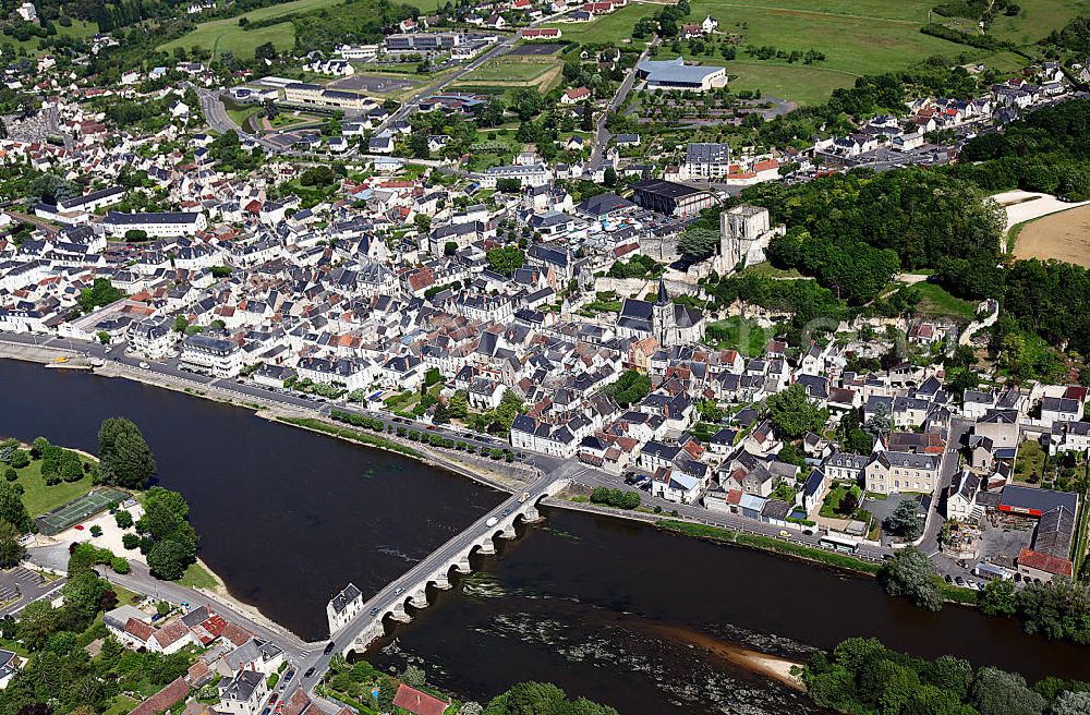 Montrichard from the bird's eye view: Die Stadt Montrichard am Fluss Cher im Loiretal im Departement Loir-et-Cher. The city Montrichard at the river Cher in the Departement Loir-et-Cher.