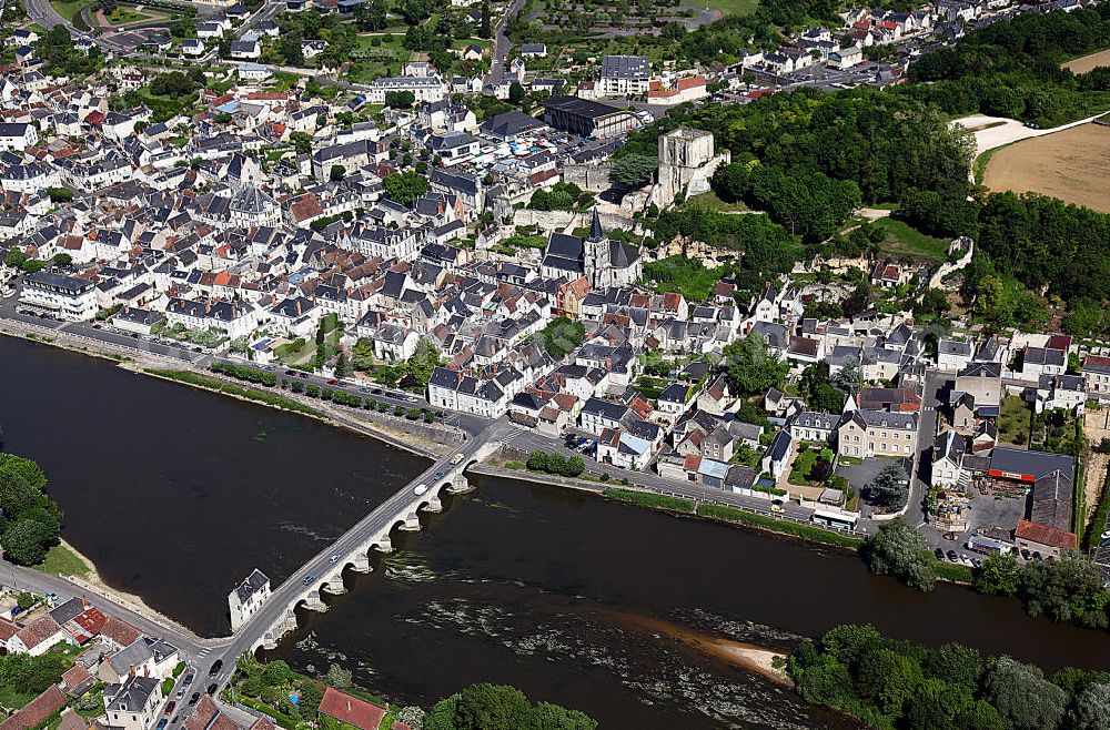 Aerial image Montrichard - Die Stadt Montrichard am Fluss Cher im Loiretal im Departement Loir-et-Cher. The city Montrichard at the river Cher in the Departement Loir-et-Cher.