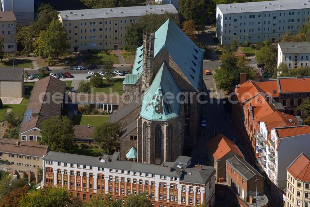 Magdeburg from the bird's eye view: Blick auf die Wallonerkirche (Sankt-Augustini-Kirche) - eine evangelische und evangelisch-reformierte Kirche im Magdeburger Stadtteil Altstadt. Kontakt: Evangelisches Hochschulpfarramt Magdeburg: Ulrike und Dr. Holger Kaffka, Neustädter Str. 6, 39104 Magdeburg - Telefon: 0391 5432009 ; Fax: 0391 5976937