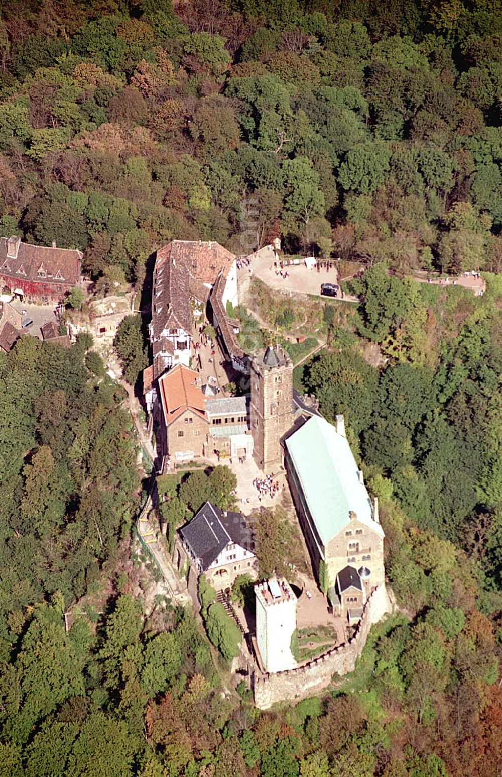 Aerial image Eisenach/ Thüringen - Die Wartburg-Stiftung Eisenach Wartburg-Stiftung Eisenach, Auf der Wartburg-Stiftung Eisenach 99817 Eisenach Telefon: 0 36 91/25 00 Fax: 0 36 91/20 33 42 Email: info@wartburg-eisenach.de