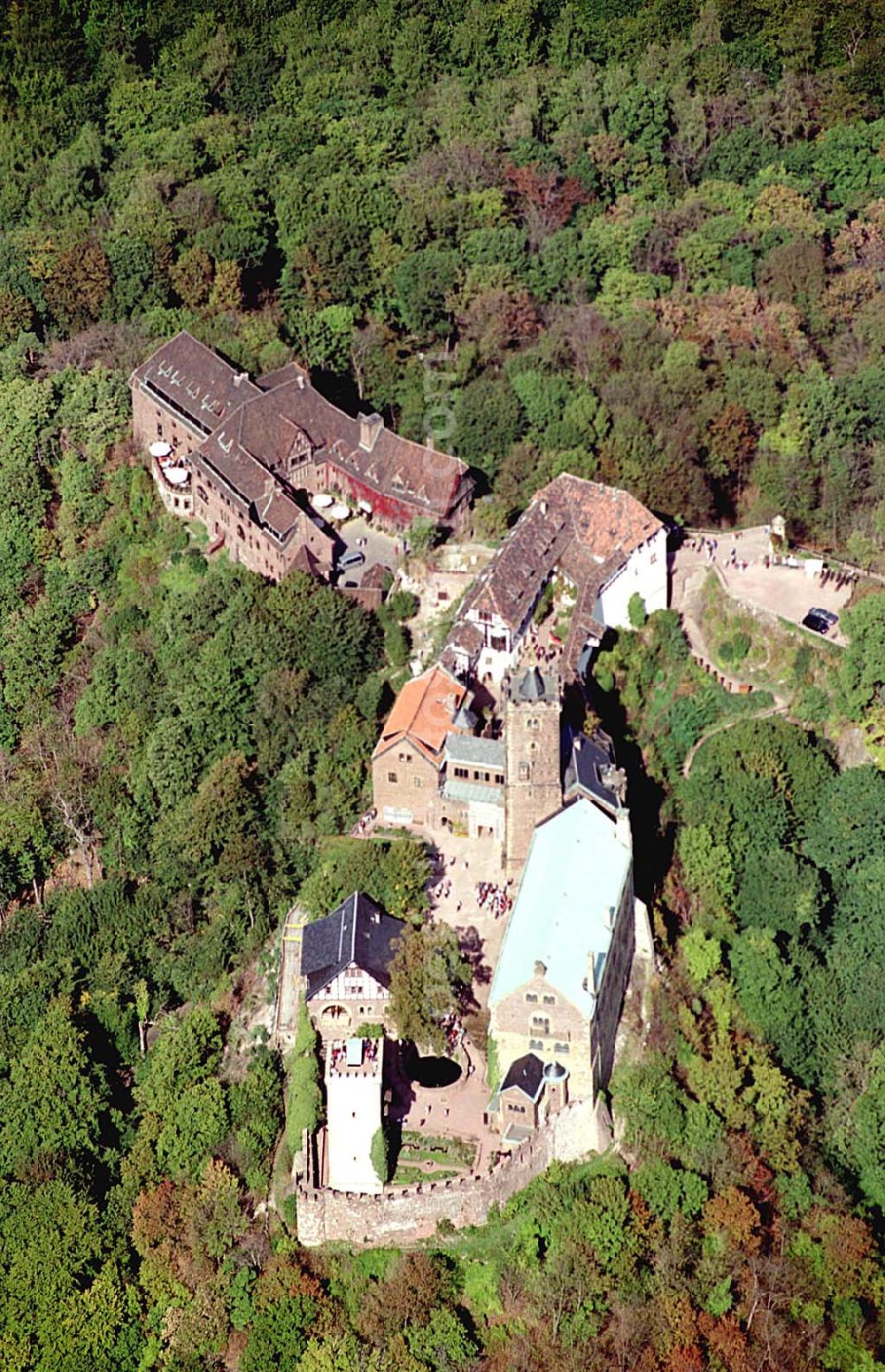 Eisenach/ Thüringen from the bird's eye view: Die Wartburg-Stiftung Eisenach Wartburg-Stiftung Eisenach, Auf der Wartburg-Stiftung Eisenach 99817 Eisenach Telefon: 0 36 91/25 00 Fax: 0 36 91/20 33 42 Email: info@wartburg-eisenach.de