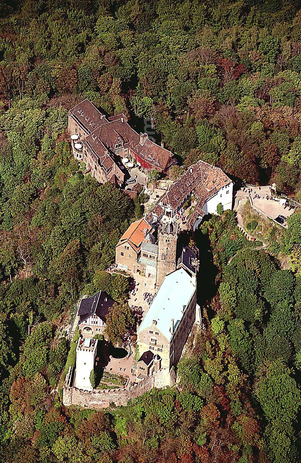 Aerial photograph Eisenach/ Thüringen - Die Wartburg-Stiftung Eisenach Wartburg-Stiftung Eisenach, Auf der Wartburg-Stiftung Eisenach 99817 Eisenach Telefon: 0 36 91/25 00 Fax: 0 36 91/20 33 42 Email: info@wartburg-eisenach.de