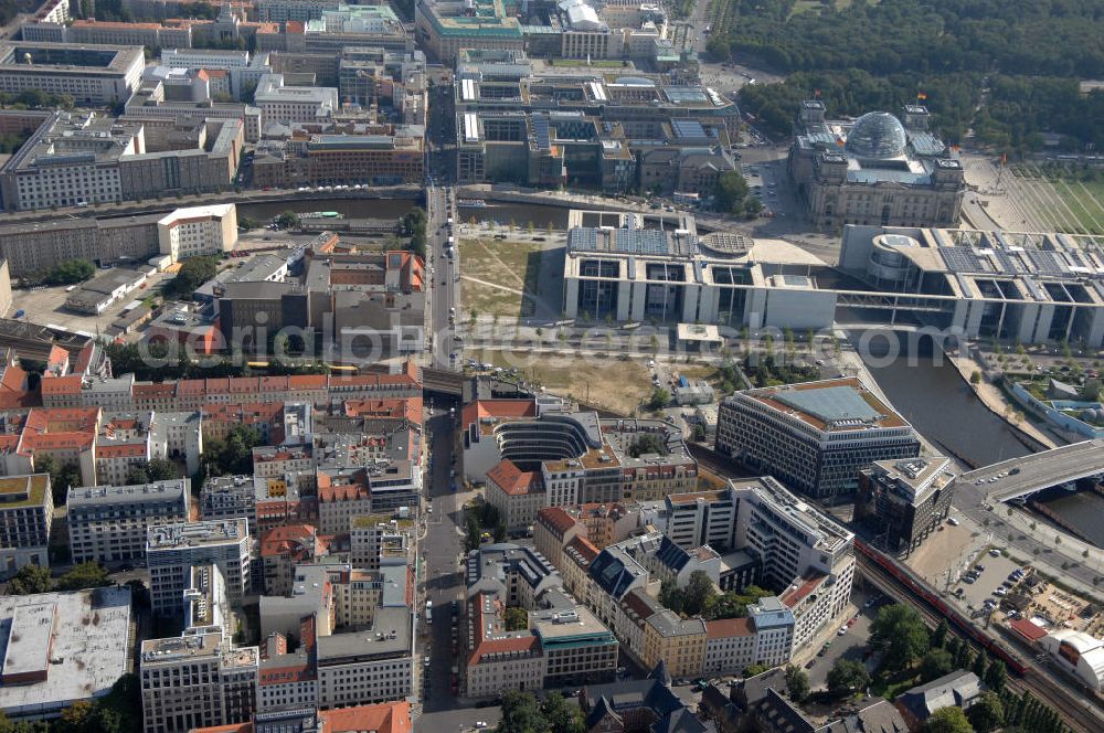 Berlin from above - Blick über die Wilhelmstraße.Zu sehen ist das Reichstagsgebäude die Bibliothek des Bundestages und das Paul-Löbe-Haus, sowie die Spree und einen Teil des Tiergartens.