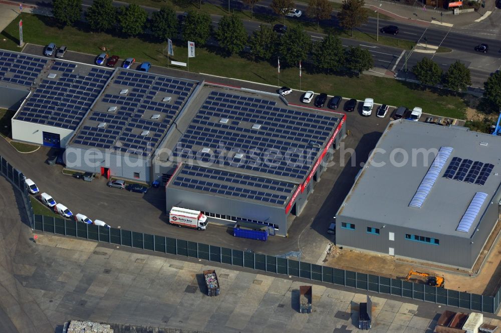 Aerial photograph Berlin Mahlsdorf - Service sector for passenger cars and commercial vehicles a project GVG Projektentwicklungsgesellschaft mbh under supervision of the architects Velde; following companies will start their operation Tegen - Der lackdoktor , Ihr Autoglaser, Würth und Helm