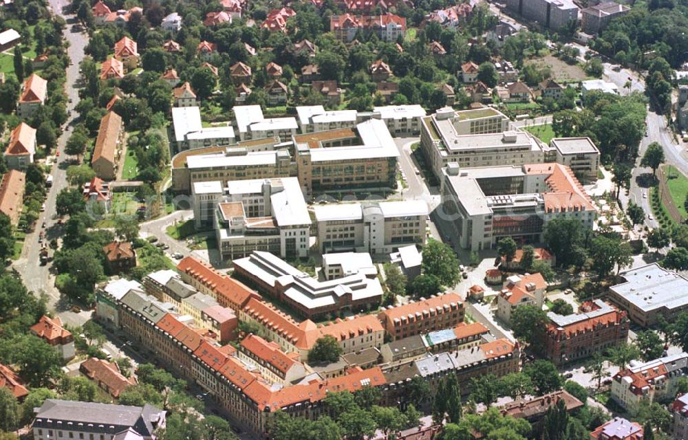 Dresden from the bird's eye view: Dienstleistungszentrum am Flughafen Dresden