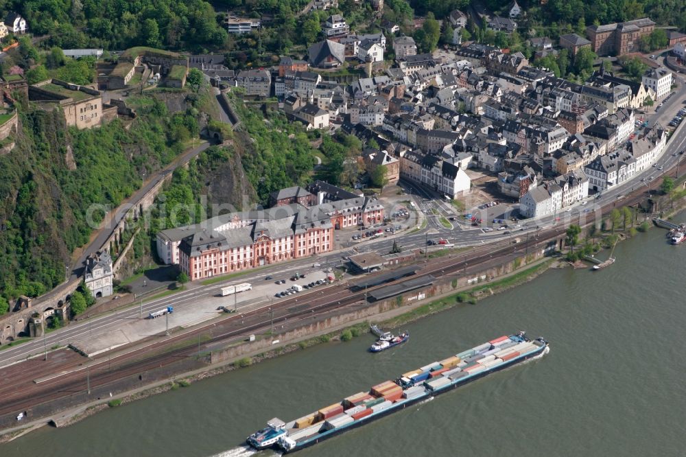 Aerial image Koblenz - Dikasterialgebaeude at the station named cable car Koblenz on the riverside of the Rhine at the fortress Ehrenbreitstein in Koblenz in Rhineland-Palatinate