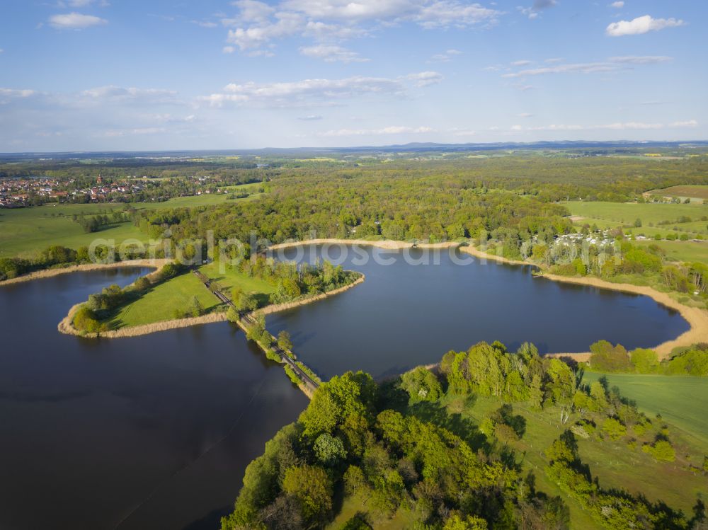 Moritzburg from the bird's eye view: Dippelsdorfer Teich with railway embankment of the narrow-gauge railway in Moritzburg in the federal state of Saxony, Germany