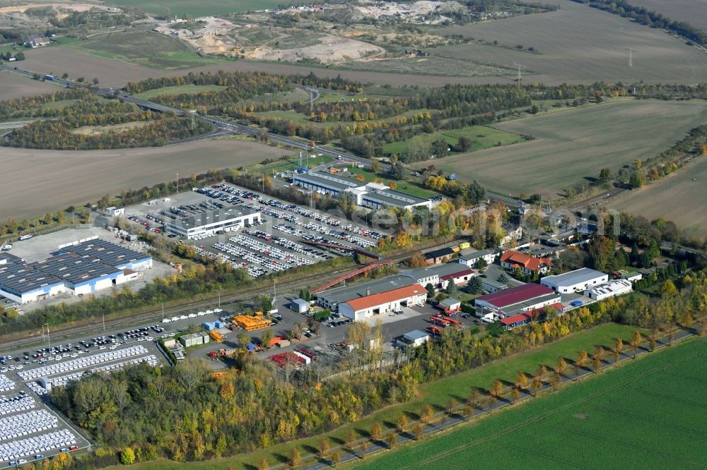 Sülzetal from the bird's eye view: Building and production halls on the premises of DKM Dodendorfer Kunststoff- and Metalltechnik GmbH Am Bahnhof in the district Dodendorf in Suelzetal in the state Saxony-Anhalt, Germany