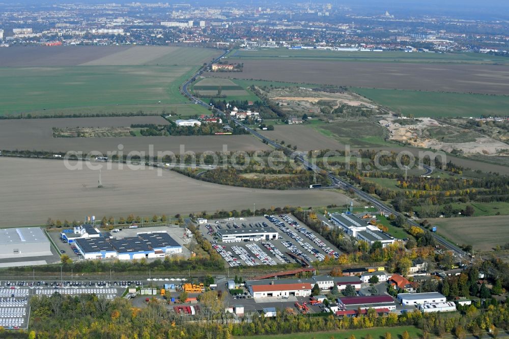 Sülzetal from the bird's eye view: Building and production halls on the premises of DKM Dodendorfer Kunststoff- and Metalltechnik GmbH Am Bahnhof in the district Dodendorf in Suelzetal in the state Saxony-Anhalt, Germany