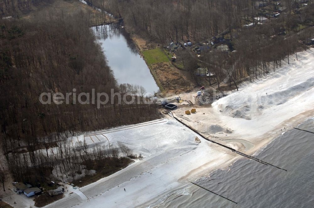 Aerial image Graal-Müritz - Blick auf die Dünenerhöherungs und -verbreiterungsarbeiten an der Schleuse in Graal-Müritz. Kontakt: ARGE Rohde-Nielsen Hegemann; Tel.: 0172/4333428, Hr. Will; Tel.: 0171/3165035, Hr. Brandt / Hr. Hegemann.