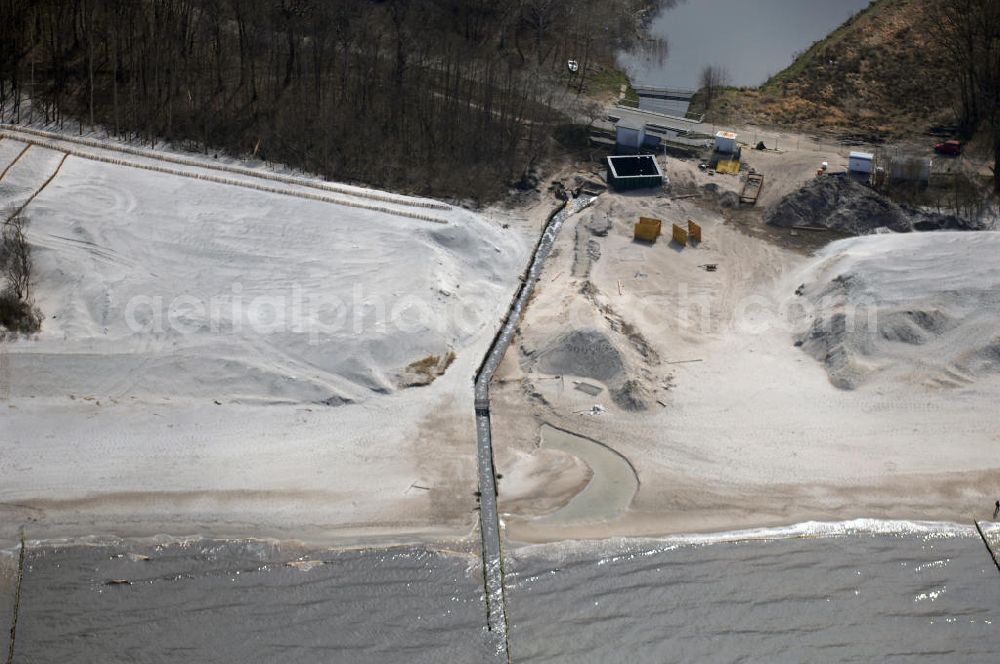 Graal-Müritz from above - Blick auf die Dünenerhöherungs und -verbreiterungsarbeiten an der Schleuse in Graal-Müritz. Kontakt: ARGE Rohde-Nielsen Hegemann; Tel.: 0172/4333428, Hr. Will; Tel.: 0171/3165035, Hr. Brandt / Hr. Hegemann.