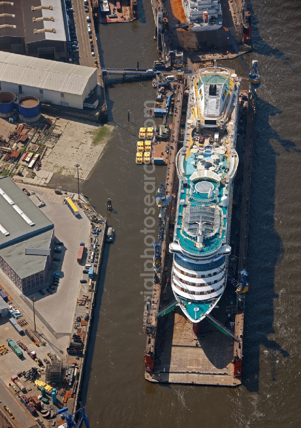 Hamburg from above - Dock operation area and shipyard of the company Blohm + Voss in Hamburg harbor in the state of Hamburg on the south bank of the Norderelbe